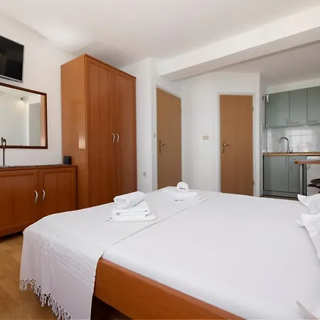 Jasminka アパート *